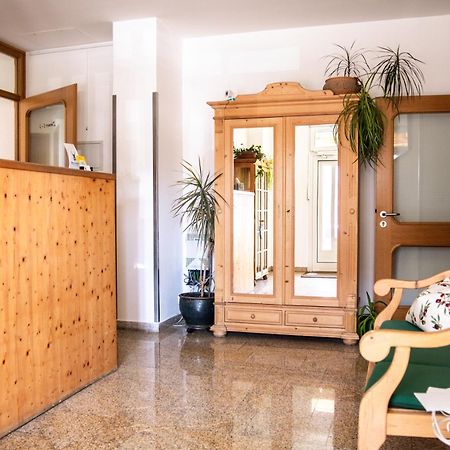 Wuermtalhof Pension & Wirtshaus Мюнхен Екстер'єр фото